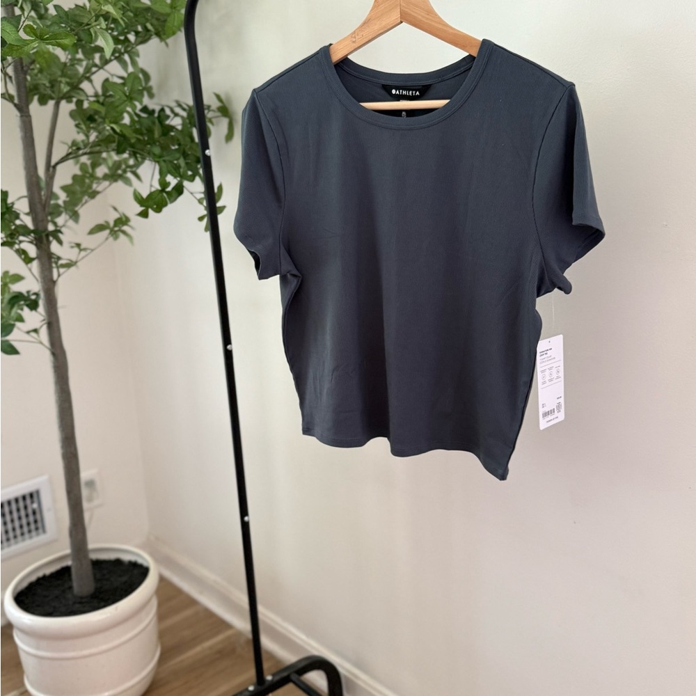Athleta Short Sleeve Tee